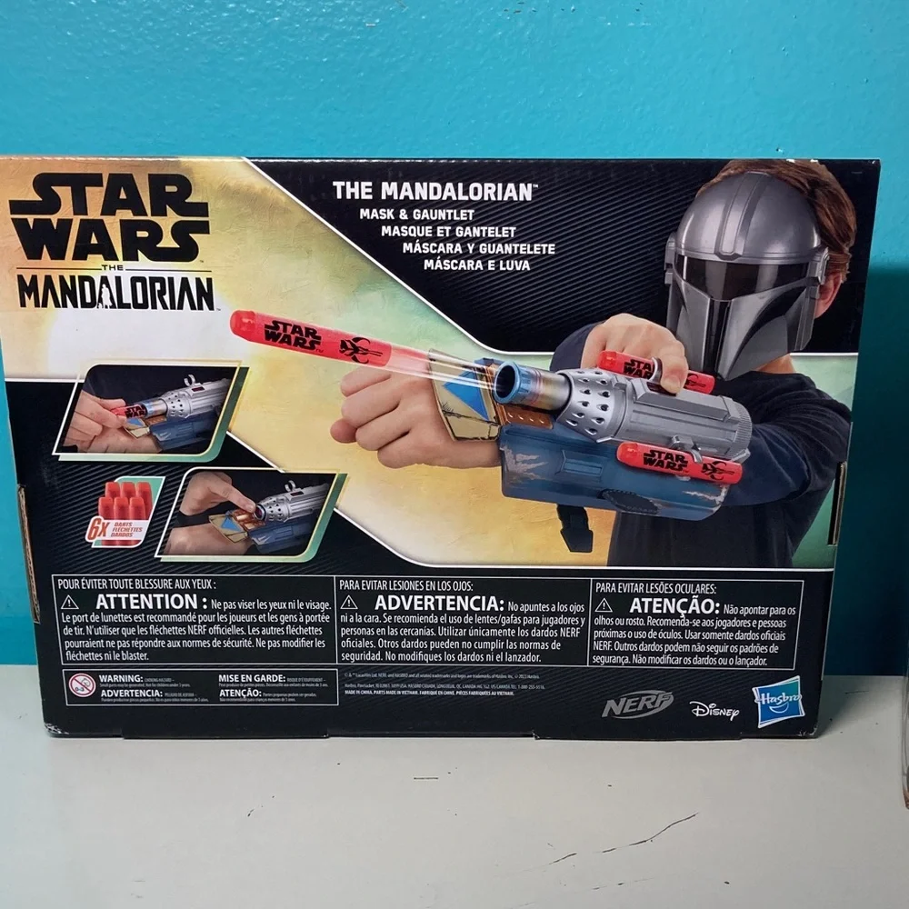 Nerf Star Wars Mandalorian Gray Helmet and Blue Gauntlet Blaster from Hasbro